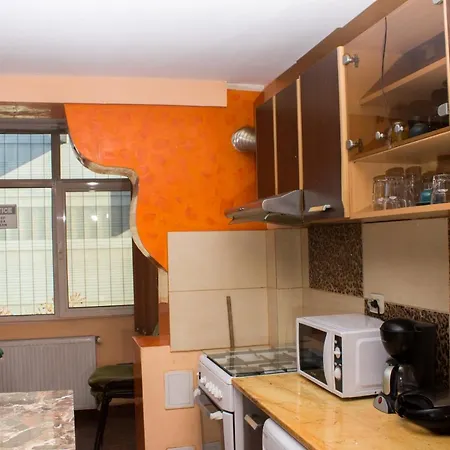 Luca Appartement Boekarest